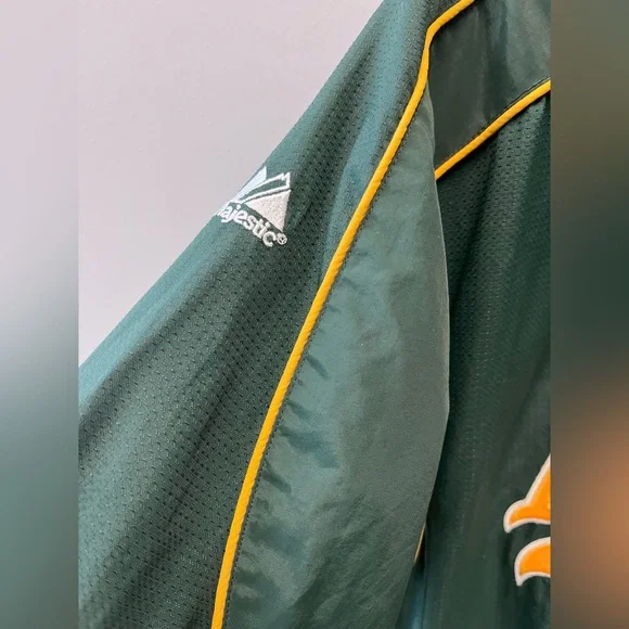 Oakland Athletics Majestic MLB Authentic Jacket—Youth M *Fits Adult XS* READ
